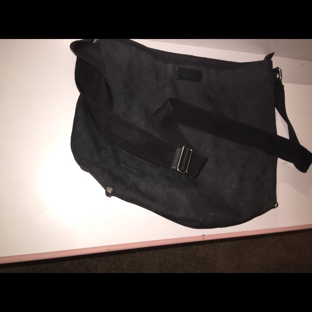 Crossbody Messenger
